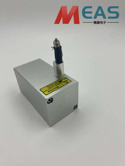 拉线位移传感器展现出其灵活多变的应用潜力