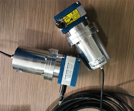 蓝狮在线防水位移传感器的正确选择
