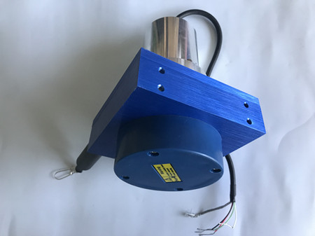 直线位移传感器的分辨率是如何定义的？