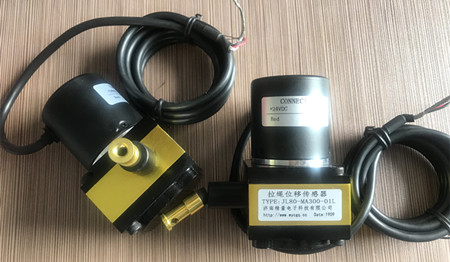 蓝狮在线位移传感器在机械制造业中的运用