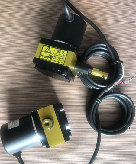 蓝狮在线位移传感器的数字输出标定方法有那几点？