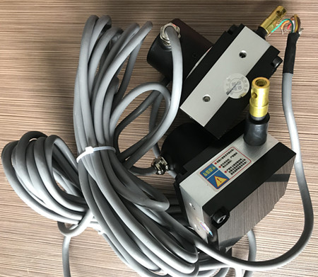 拉绳位移传感器供应商-蓝狮在线位移传感器产品