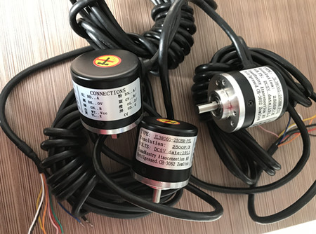蓝狮在线位移传感器讲述压力传感器有哪些优缺点