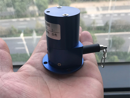 蓝狮在线，微型拉绳传感器-小型测距离传感器生产厂家