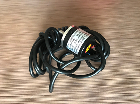 拉绳编码器怎么和PLC端接线？